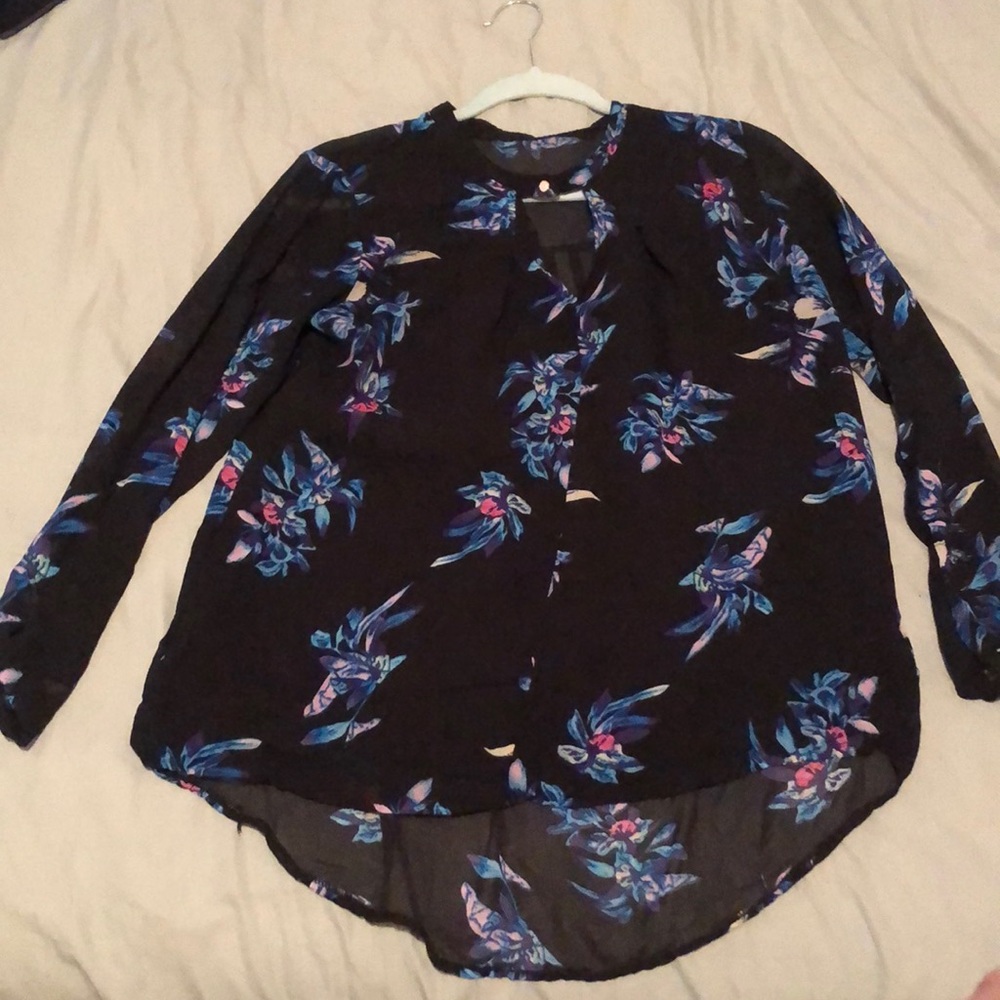 Floral blouse - Picture 2 of 3